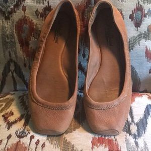 100% Caramel Leather Lucky Brand Ballet Flats
